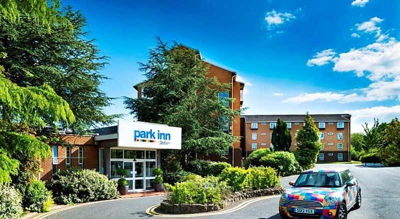 Premier Inn Cardiff North Exteriör bild